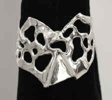 Leopard Cuff silver email.jpg (166090 bytes)